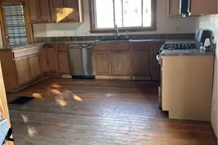 4460 E Pike, Zanesville, OH 43701 - Photo 4