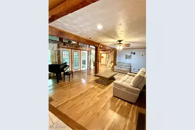 46605 Main Street, Jacobsburg, OH 43933 - Photo 12