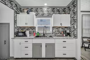 364 Rexford St, Akron, OH 44314 - Photo 24