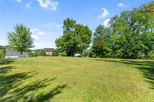 2129 Tippecanoe Ave, Youngstown, OH 44509 - Photo 30