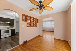 2129 Tippecanoe Ave, Youngstown, OH 44509 - Photo 10