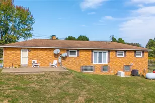 4593 Co Rd 15, Rayland, OH 43943 - Photo 4