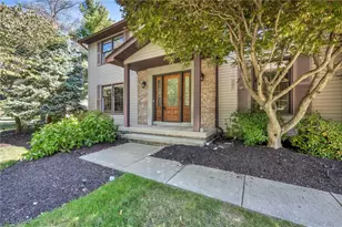 9220 Terrace Park Dr, Mentor, OH 44060 - Photo 2