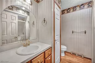 9220 Terrace Park Dr, Mentor, OH 44060 - Photo 22