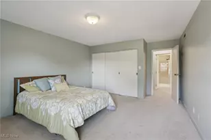 275 N Portage Path, Akron, OH 44303 - Photo 16