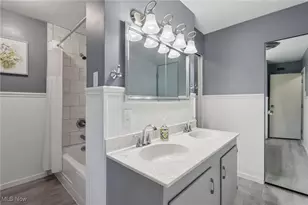 275 N Portage Path, Akron, OH 44303 - Photo 20