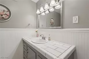 275 N Portage Path, Akron, OH 44303 - Photo 14