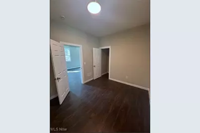 5924 Denison Avenue #Up, Loveland, OH 44102 - Photo 8