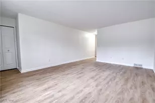 233 Gulls Cove, Painesville Twp, OH 44077 - Photo 4