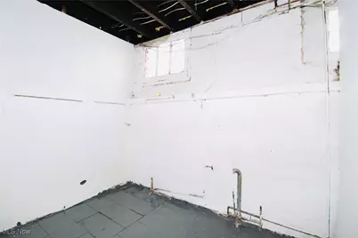 12406 Kinsman Road, Loveland, OH 44120 - Photo 14