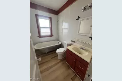 12406 Kinsman Road, Loveland, OH 44120 - Photo 10