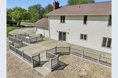 11785 Stonegate Drive, Chardon, OH 44024 - Photo 10