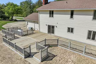 11785 Stonegate Dr, Chardon, OH 44024 - Photo 10