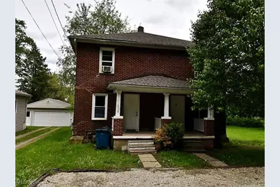 696 Gaylord Avenue, Brookfield Twp, OH 44438 - Photo 1