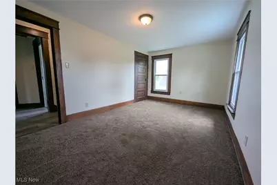 810 Pine Street, Coshocton, OH 43812 - Photo 10