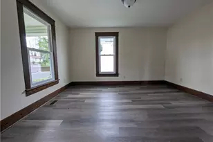 810 Pine St, Coshocton, OH 43812 - Photo 4