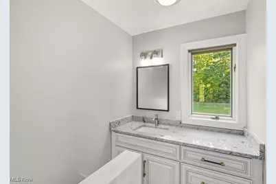 2097 Albertson, Cuyahoga Falls, OH 44223 - Photo 30