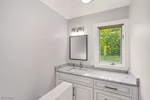 2097 Albertson, Cuyahoga Falls, OH 44223 - Photo 30