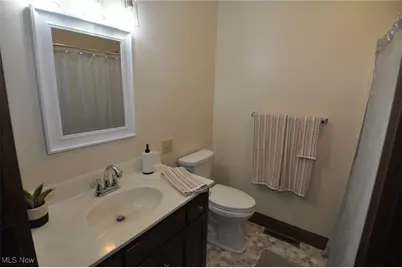 240 Mockingbird Hill Road, Zanesville, OH 43701 - Photo 12