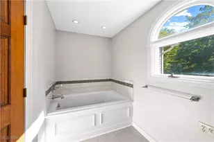 254 Bridgewater Cir, Hudson, OH 44236 - Photo 22