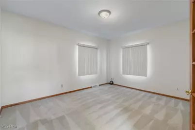 1315 Fieldcrest Drive, Wadsworth, OH 44281 - Photo 24