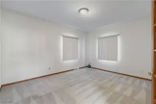 1315 Fieldcrest Dr, Wadsworth, OH 44281 - Photo 24