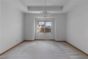 1315 Fieldcrest Dr, Wadsworth, OH 44281 - Photo 14