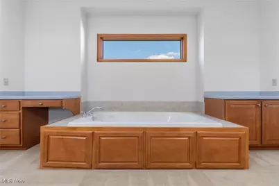 1315 Fieldcrest Drive, Wadsworth, OH 44281 - Photo 20