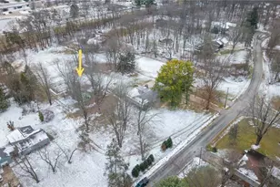 193 Fairway Dr, Akron, OH 44333 - Photo 46