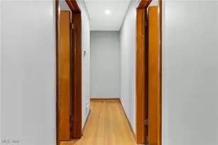 193 Fairway Dr, Akron, OH 44333 - Photo 20