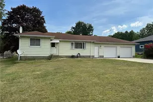 9626 Windham Parkman Rd, Windham, OH 44288 - Photo 4