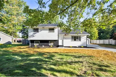 34450 Lewis Street, North Ridgeville, OH 44039 - Photo 1
