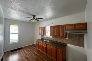 126-127 Grandview Ave, Mingo Junction, OH 43938 - Photo 10