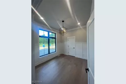 825 Club Drive W, Aurora, OH 44202 - Photo 16