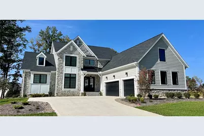 825 Club Drive W, Aurora, OH 44202 - Photo 1