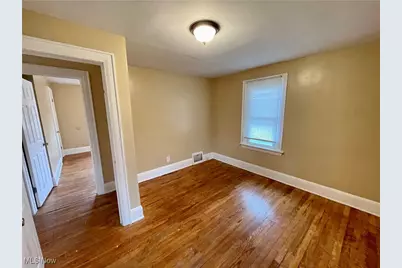 918 Silvercrest Avenue, Akron, OH 44314 - Photo 8