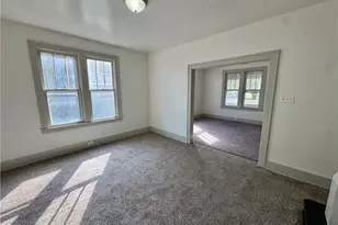 1611 Pennsylvania Ave, Steubenville, OH 43952 - Photo 8