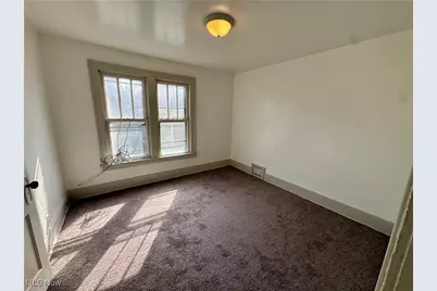 1611 Pennsylvania Avenue, Steubenville, OH 43952 - Photo 12