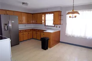 204 Lowell Ave, Youngstown, OH 44512 - Photo 16