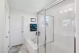 818 Hilliary Ln, Aurora, OH 44202 - Photo 22