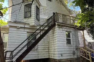 735 Parkwood Dr, Loveland, OH 44108 - Photo 2