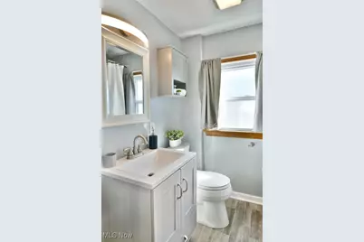 418 Hayes Avenue, Cuyahoga Falls, OH 44221 - Photo 18