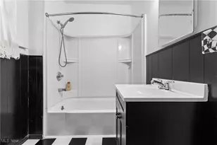 1101 Lake Ave, Aurora, OH 44202 - Photo 16