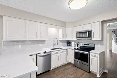 133 Ambleside Way, Amherst, OH 44001 - Photo 16