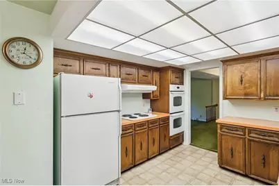 1276 Linwood Avenue SW, North Canton, OH 44720 - Photo 18