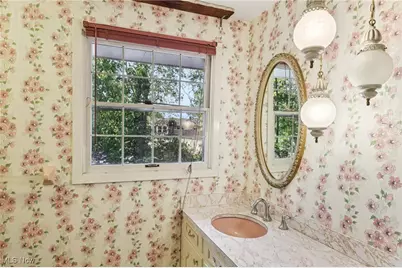 1276 Linwood Avenue SW, North Canton, OH 44720 - Photo 30