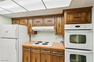 1276 Linwood Ave SW, North Canton, OH 44720 - Photo 16