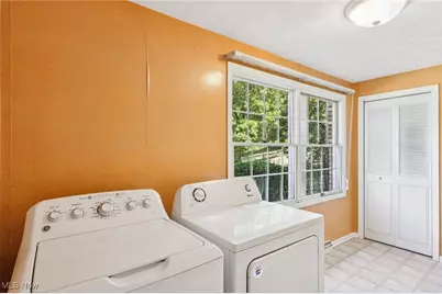 1276 Linwood Avenue SW, North Canton, OH 44720 - Photo 38