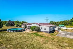 3044 Jasmine Rd NW, Carrollton, OH 44615 - Photo 4