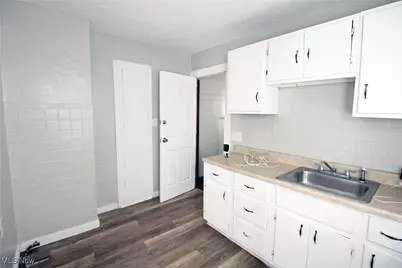 9710 Nelson Avenue, Loveland, OH 44105 - Photo 10